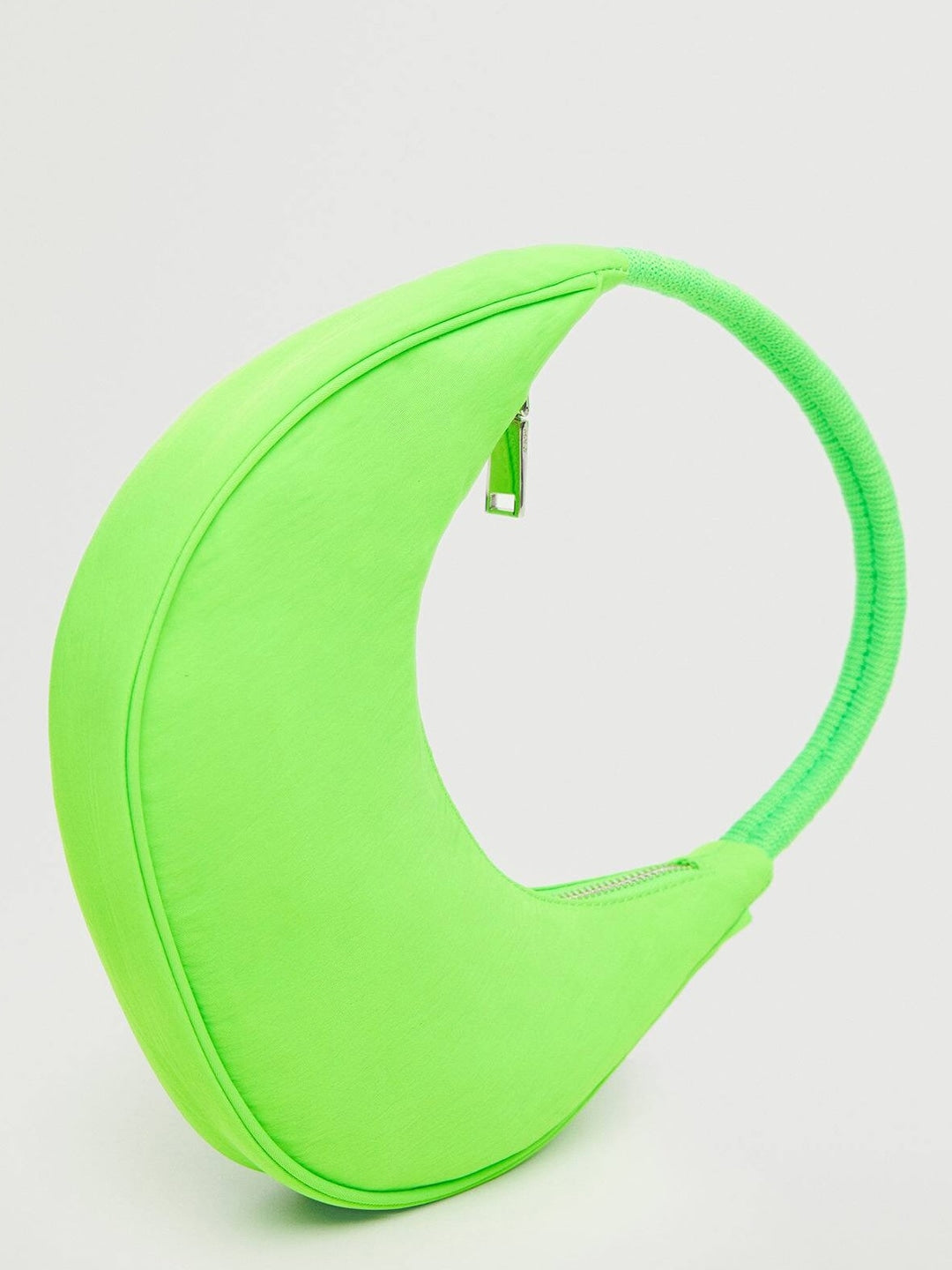 MANGO - Handbag - Half Moon Style Baguette Bag - Green - 0c8beea8-7977-4b28-a173-17a5dab5ec7c1668426330940-MANGO-Neon-Green-Solid-Half-Moon-Baguette-Bag-24716684263306-4