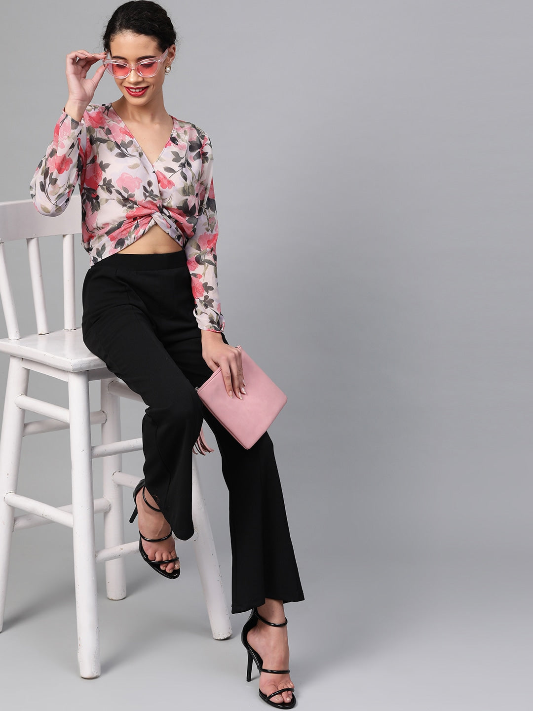 SASSAFRAS - Twisted Crop Top - Beige & Pink Floral Crop Top - - 1aa81846-fe10-47aa-ae46-4a0b116750bb1580275490647-SASSAFRAS-Women-Beige-Printed-Blouson-Top-7061580275489373-5