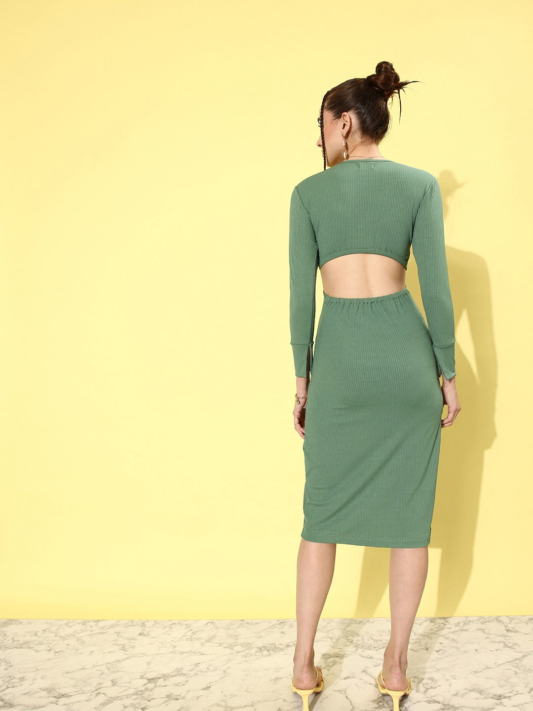 Berrylush - Dress - Solid Cut-Outs Bodycon Dress - Green - 65f9d9cb-9b7f-4264-bb05-6aeaf997a9ec1673439420803-ANVI-Be-Yourself-Women-Dresses-3631673439420325-5