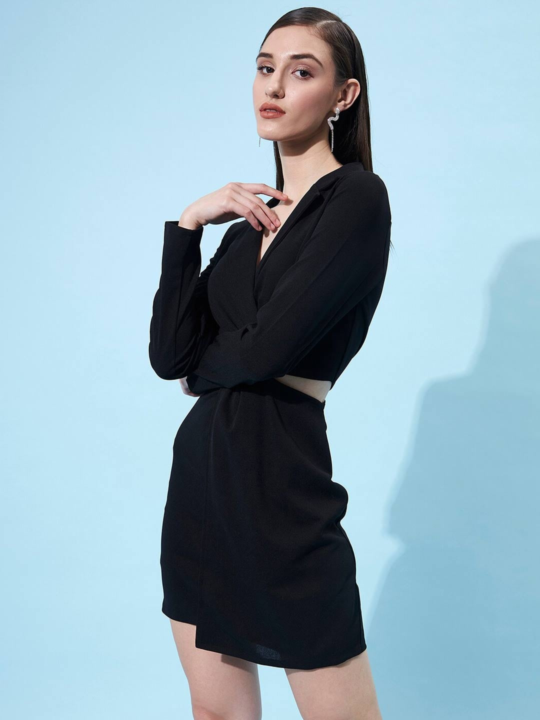 Berrylush - Dress - Out of Stock - Black - 7a4a70aa-9ceb-4324-9d37-0f415e3e6e5a1673875811082AthenaBlackDress4