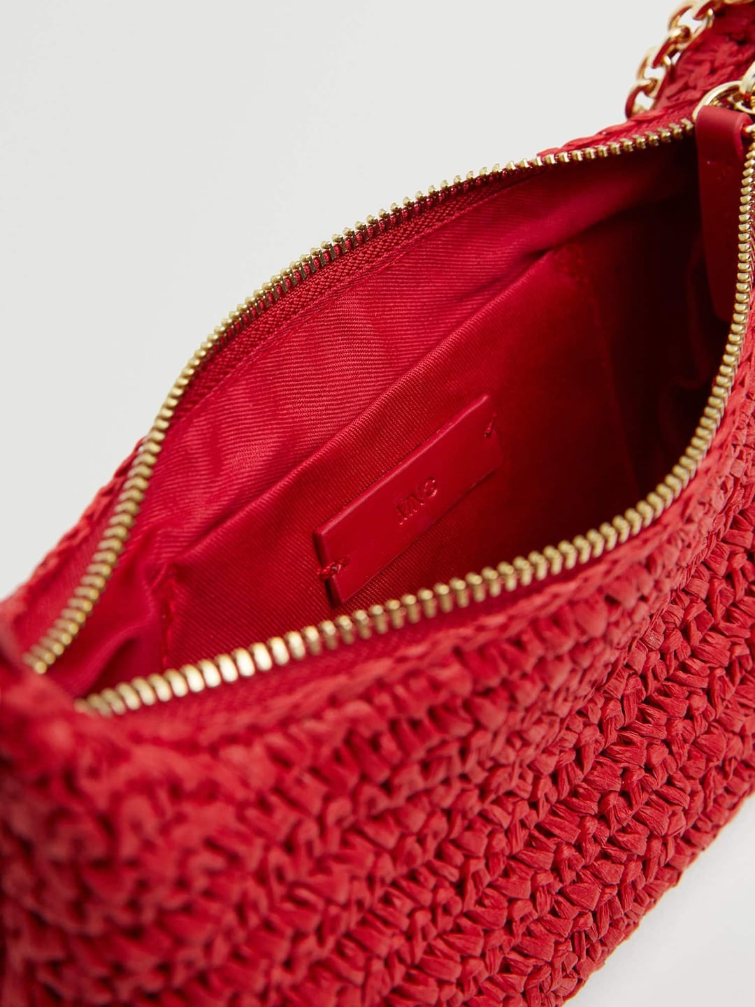 MANGO - Handbag - Basket Woven Shoulder Bag - Red - 7d9205fc-6fa9-4d92-a8b3-bc8d2c56ec0c1668427429217-MANGO-Women-Rust-Red-Structured-Raffia-Shoulder-Bag-54116684-4