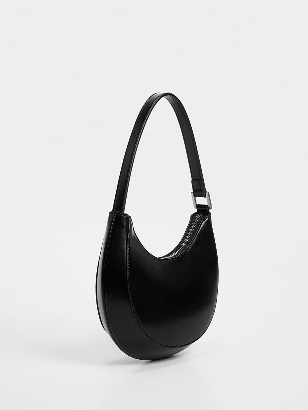 MANGO - Handbag - Half Moon Style Baguette Bag - Black - 81d3aee7-b4da-4854-a0b1-c7f1dffaa7701663562254193HandbagsMANGOWomenBootsMANGOWomenCasualShoesMANGOWomenFlatsM2