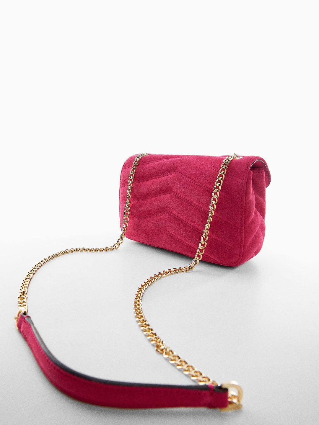 Mango - Sling bag - Leather Red Quilted Sling Bag - Onesize - 964be75c-0b30-4775-a333-08e71f343aa51673948679604WalletsMANGOWomenEarringsMANGOWomenEarringsMANGOWomenHeelsMA3