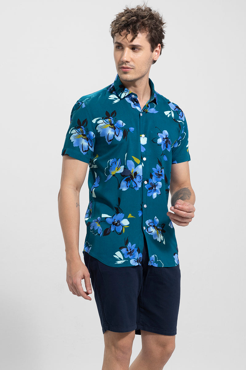 Snitch - Tshirts - Garden Viola Shirt - Blue - Augusto_23rdFeb3743_1800x1800_f9aaf3b7-c6db-4aa4-9b25-248f3e7bdb2a