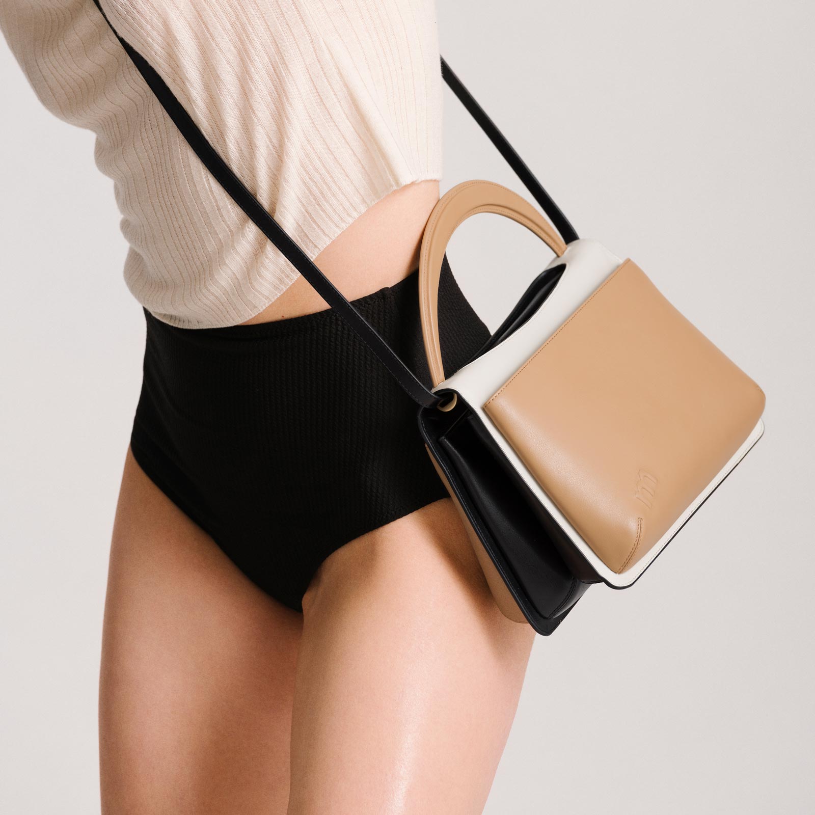 Mlouye - Handbag - Harley Bags - Cortado - mlouye-harley-cortado-8_1800x1800_fb1e7325-c599-4273-9df9-82c0358f9777